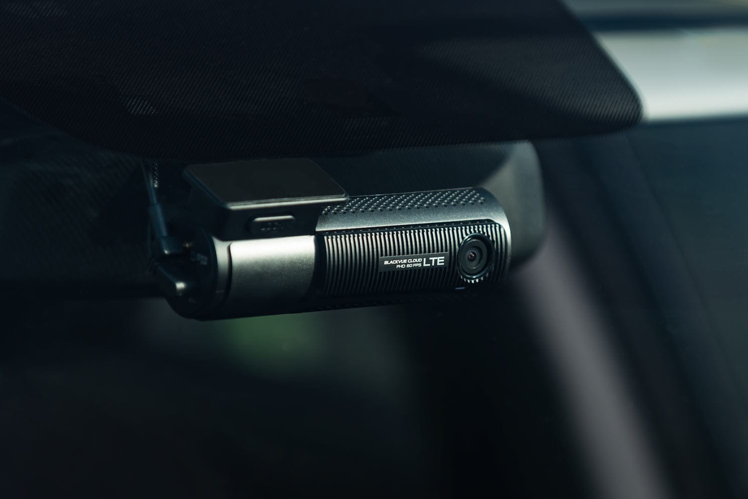 blackvue-dr750x-2ch-truck-lte-plus-dashcam-renewed image 2